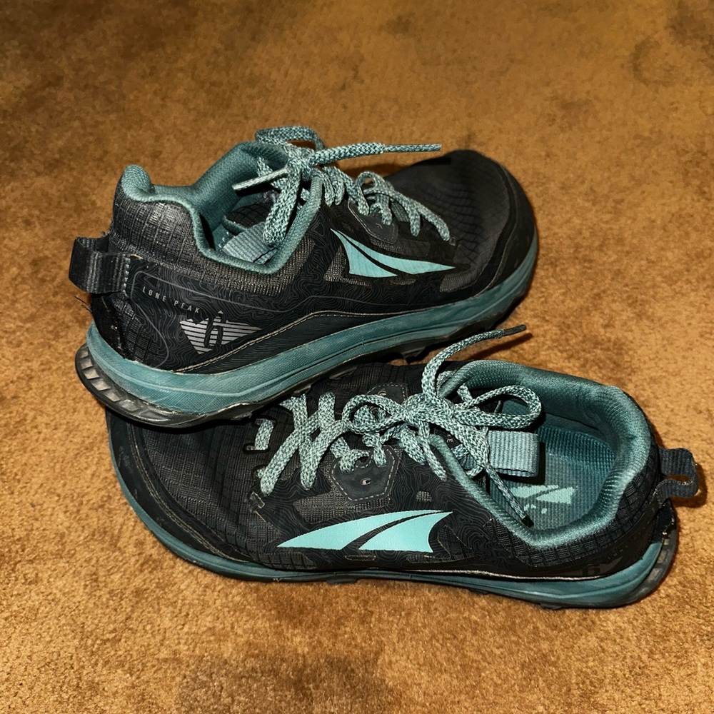 Altra Lone Peak 6